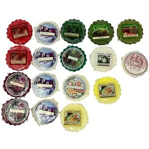 Yankee Candle Wax Tart/Wax Melt Christmas Assortment Lot of 17 🎄